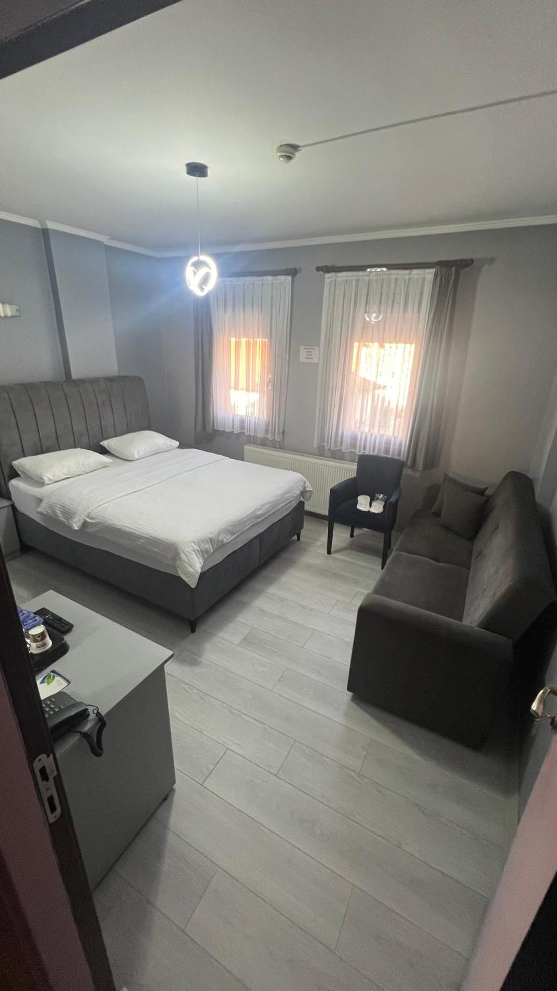 Hotel Ipekyolu Сапанджа Екстериор снимка