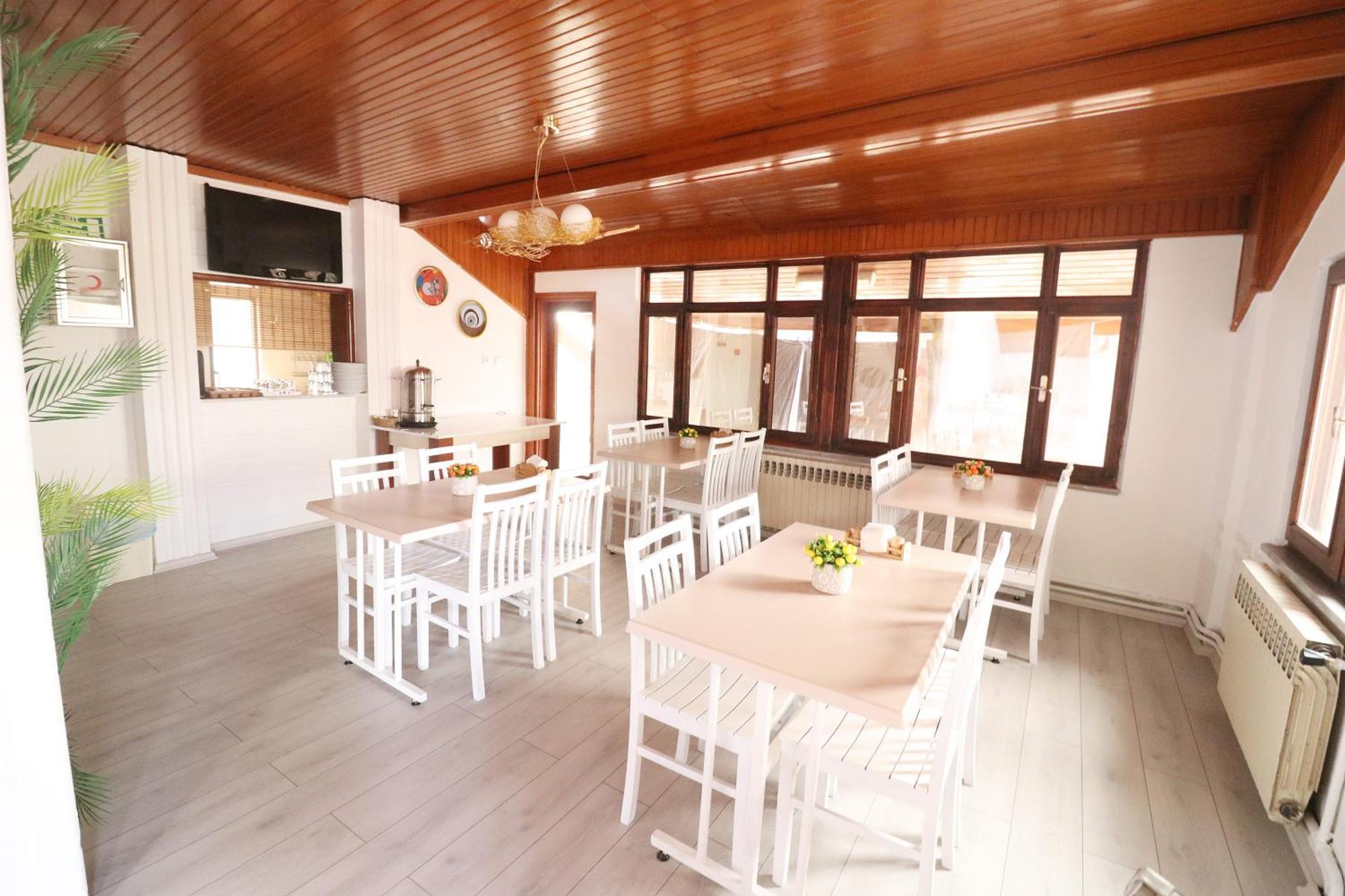 Hotel Ipekyolu Сапанджа Екстериор снимка